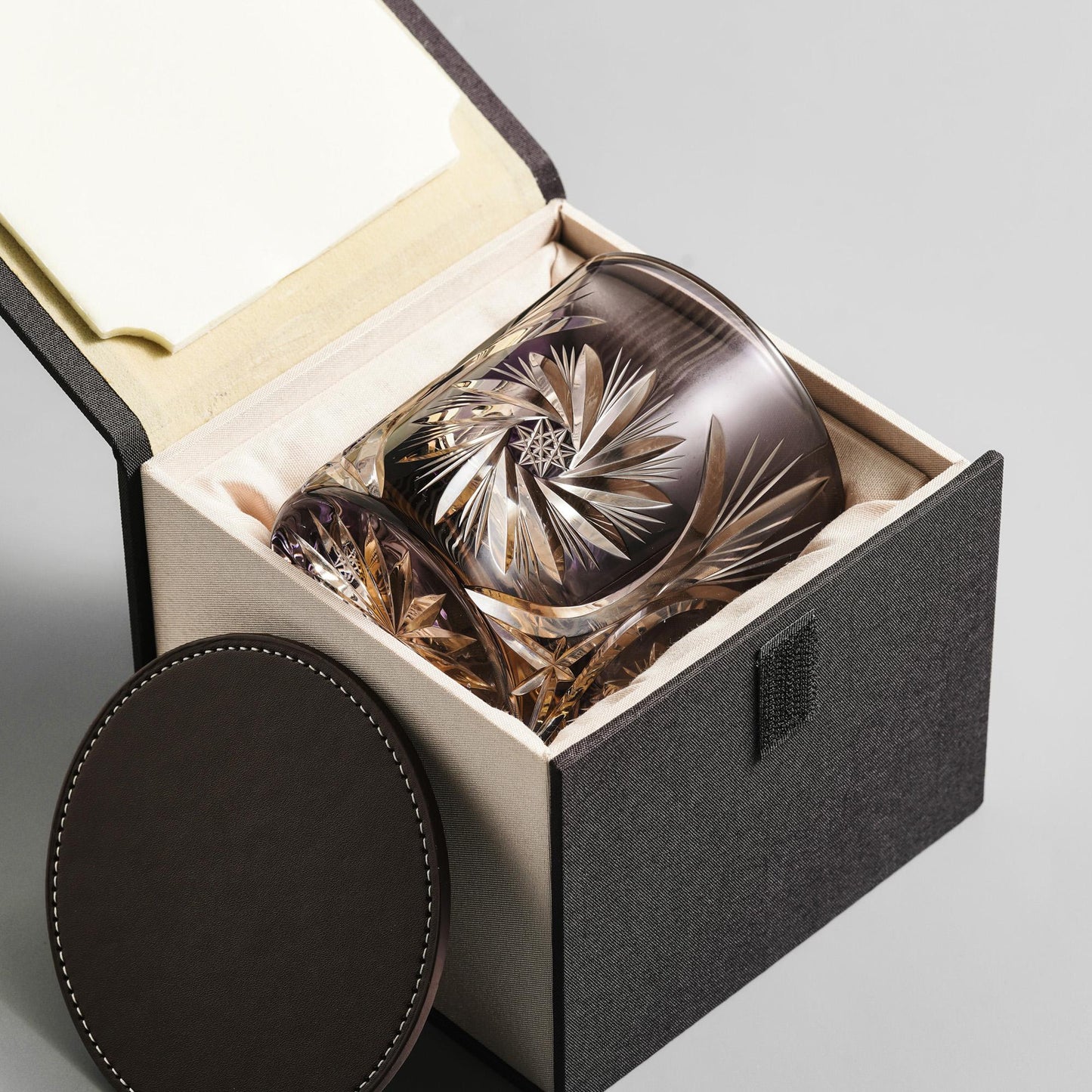 Vitraelle Crystal-Cut Luxury Purple Whiskey Glass – product image 8