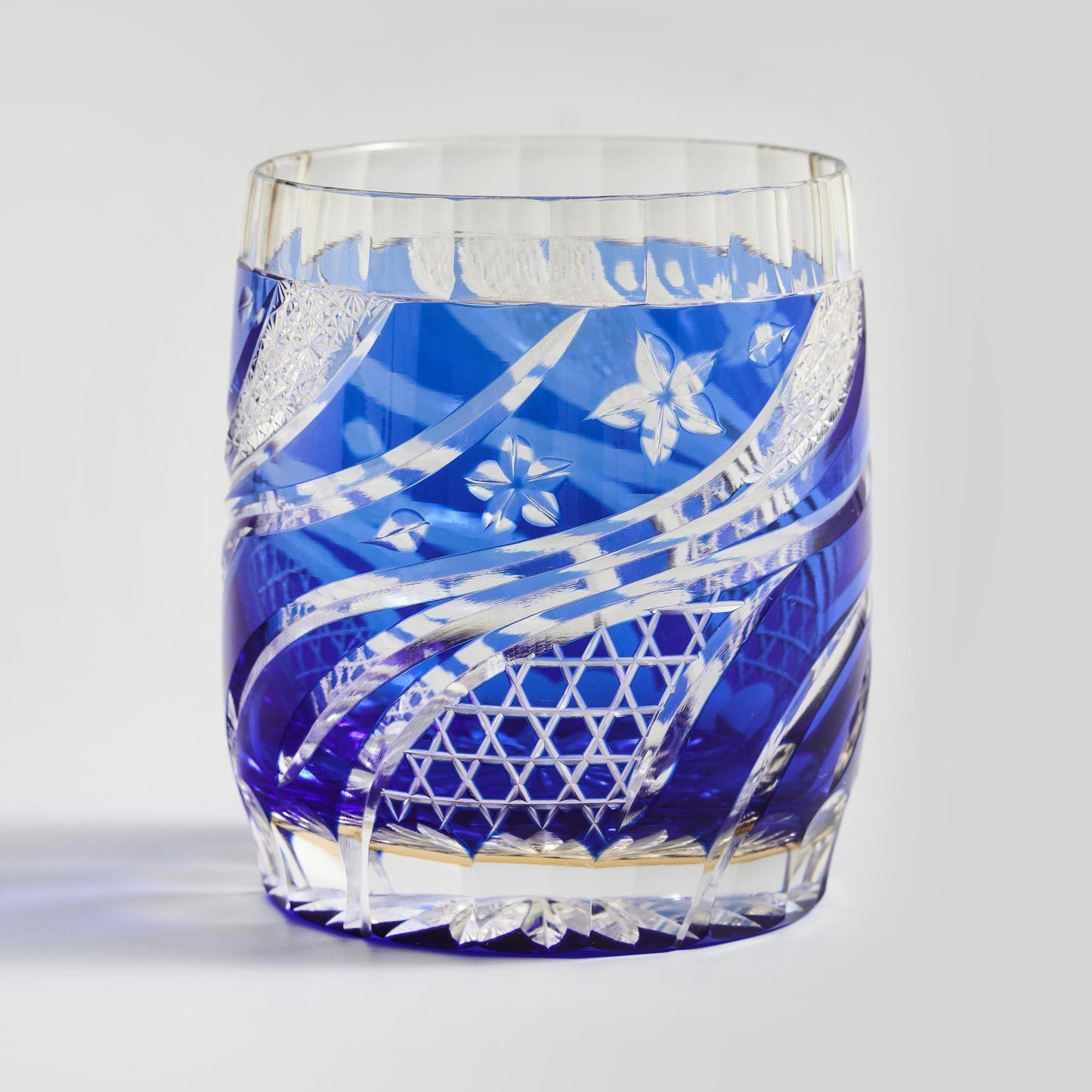 Vitraelle Crystal-Cut Vintage Blue Wave Whisky Glass – product image 8
