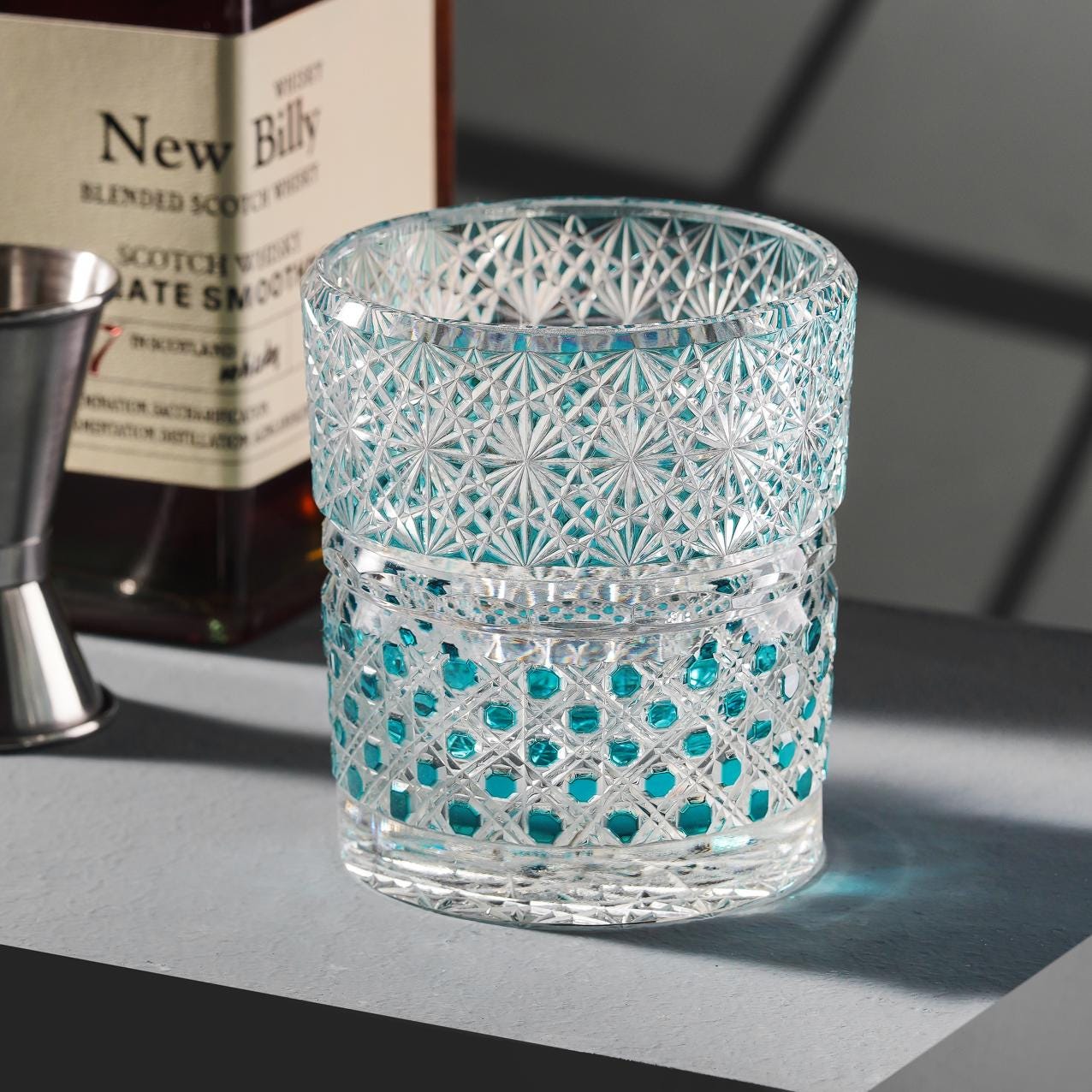Vitraelle Hand-Carved Sparkling Whiskey Glass image 2