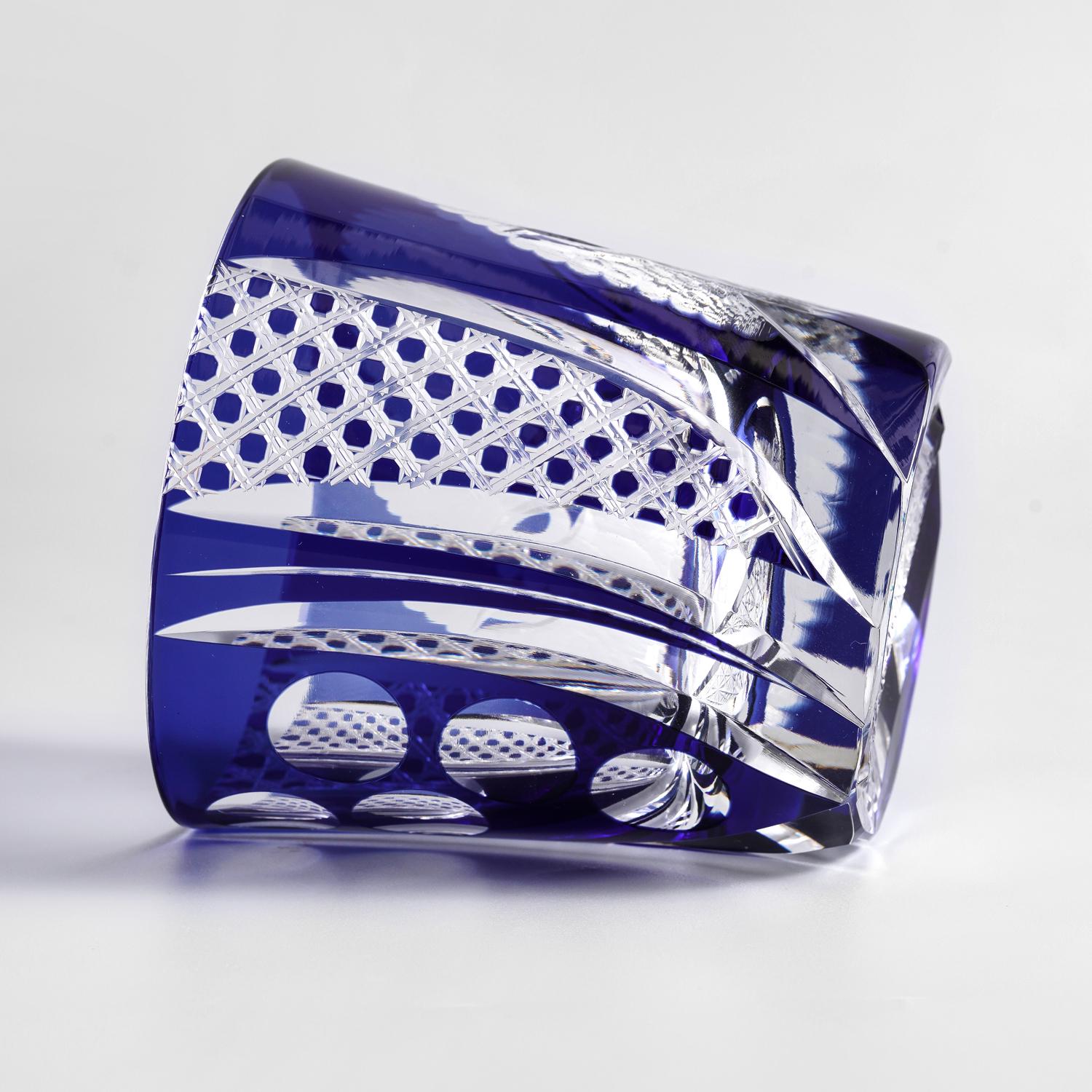 Vitraelle Hand-Cut Blue Owl Whiskey Glass image 2