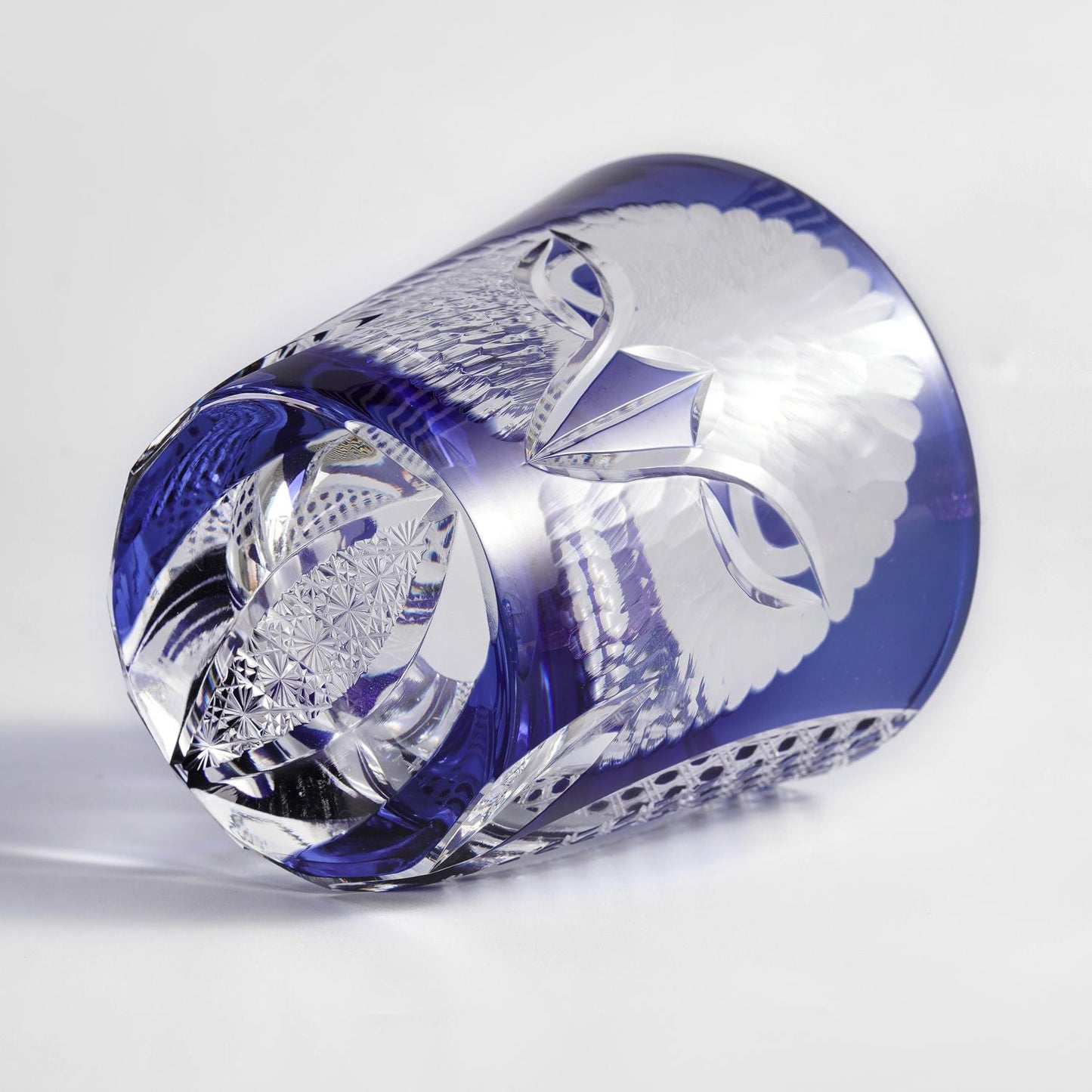 Vitraelle Hand-Cut Blue Owl Whiskey Glass image 3