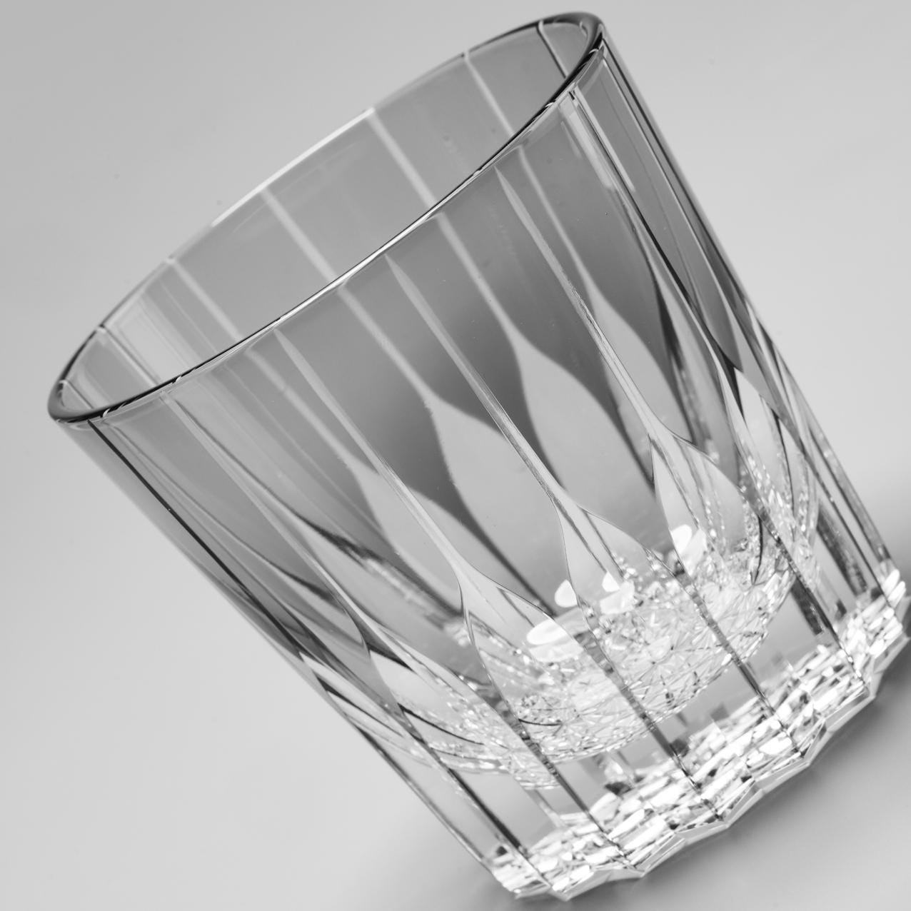 lovecove Hand Cut Kiriko Gray Crystal Whisky Glass image 8