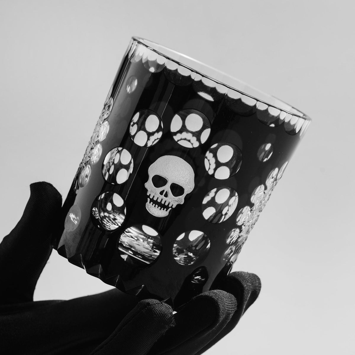 lovecove Hand-Cut Skull Design Crystal Glass image 2