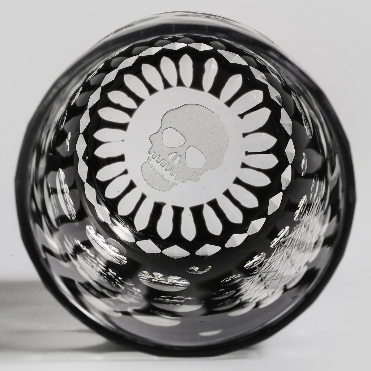 lovecove Hand-Cut Skull Design Crystal Glass image 10