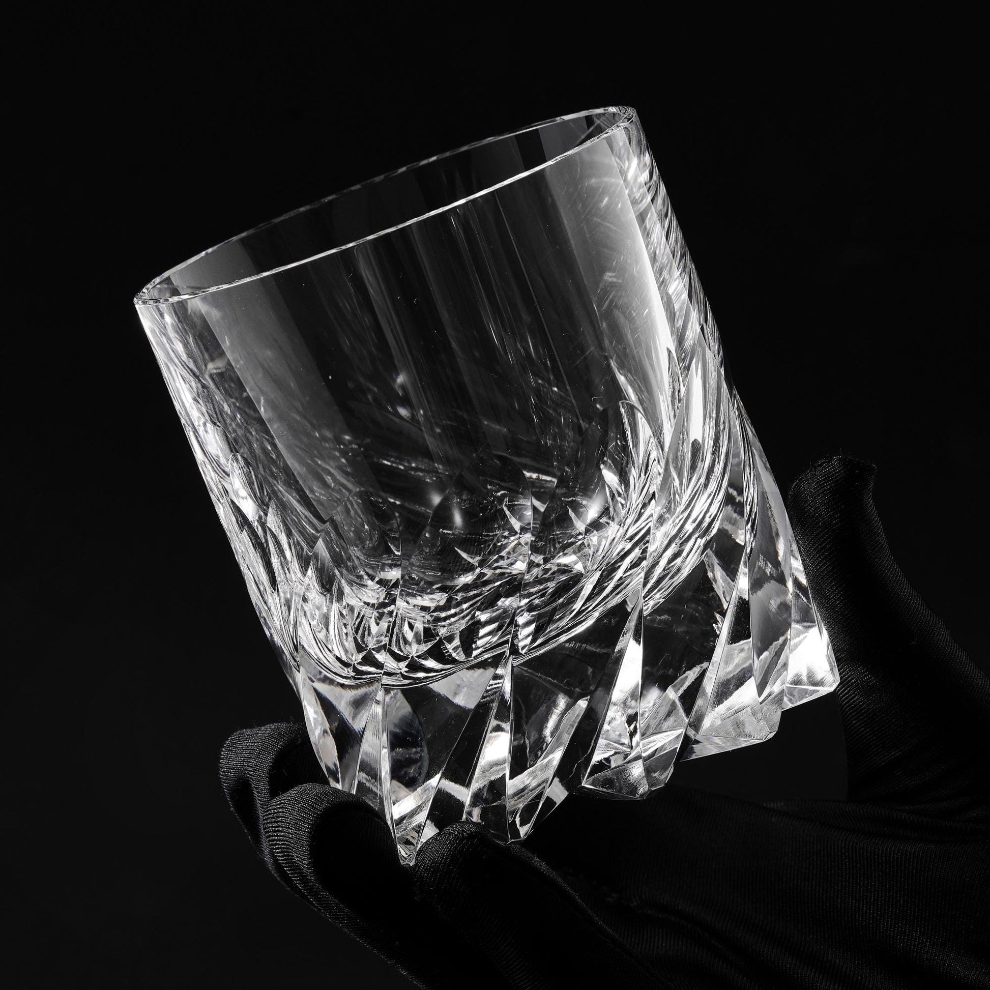 lovecove Hand-Cut Whirlwind Crystal Whiskey Glass image 3
