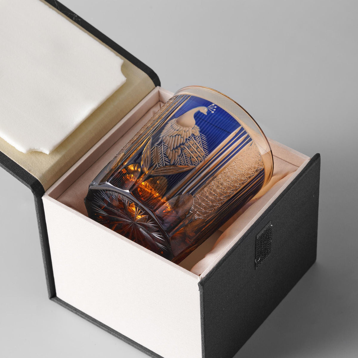 lovecove Hand Cut Peacock Emerald Whisky Glass - EA3E – product image 5