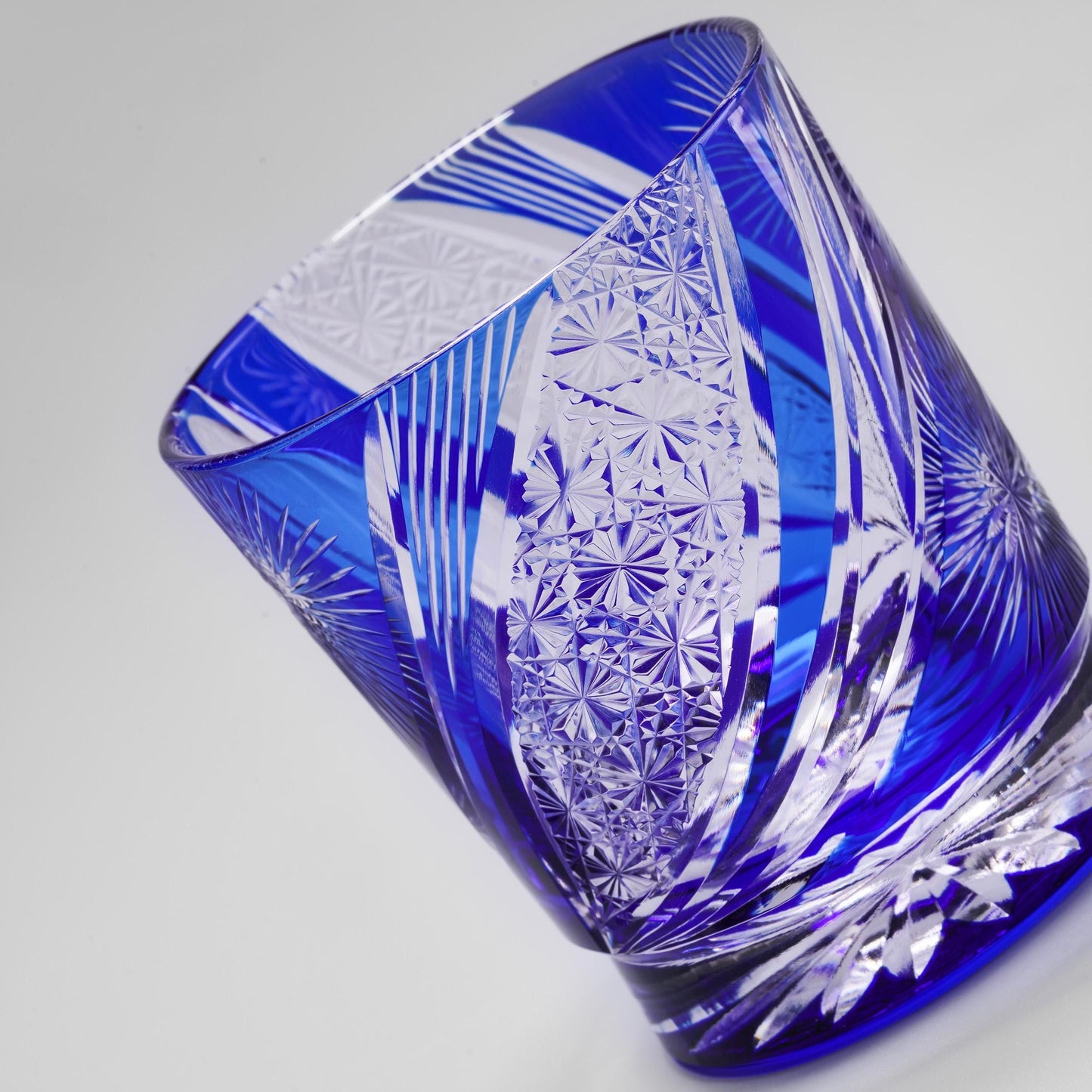 lovecove Handcut Blue Firework Kiriko Crystal Whisky Glass – product image 4