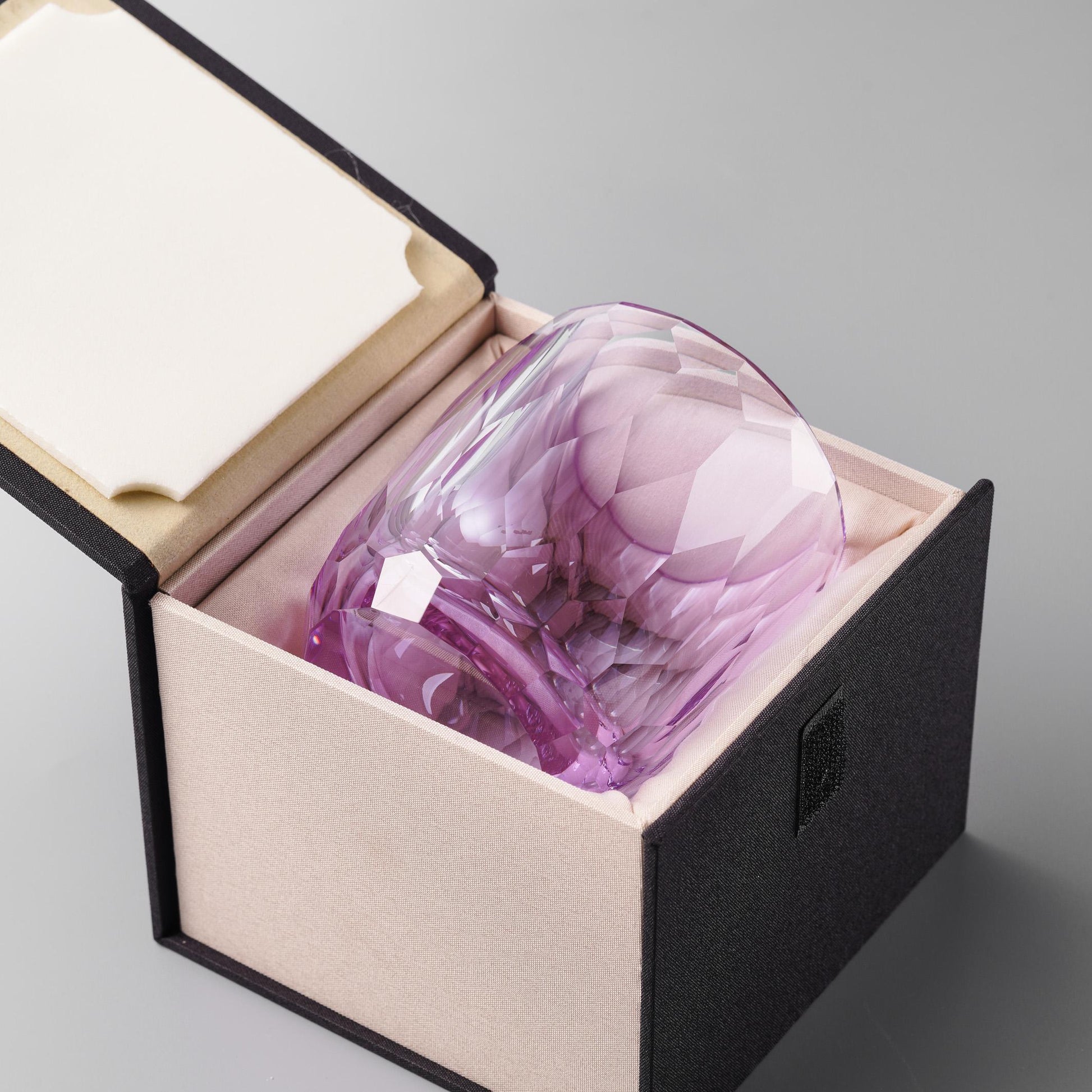 Vitraelle Diamond Cut Purple Whiskey Crystal Glass – product image 5