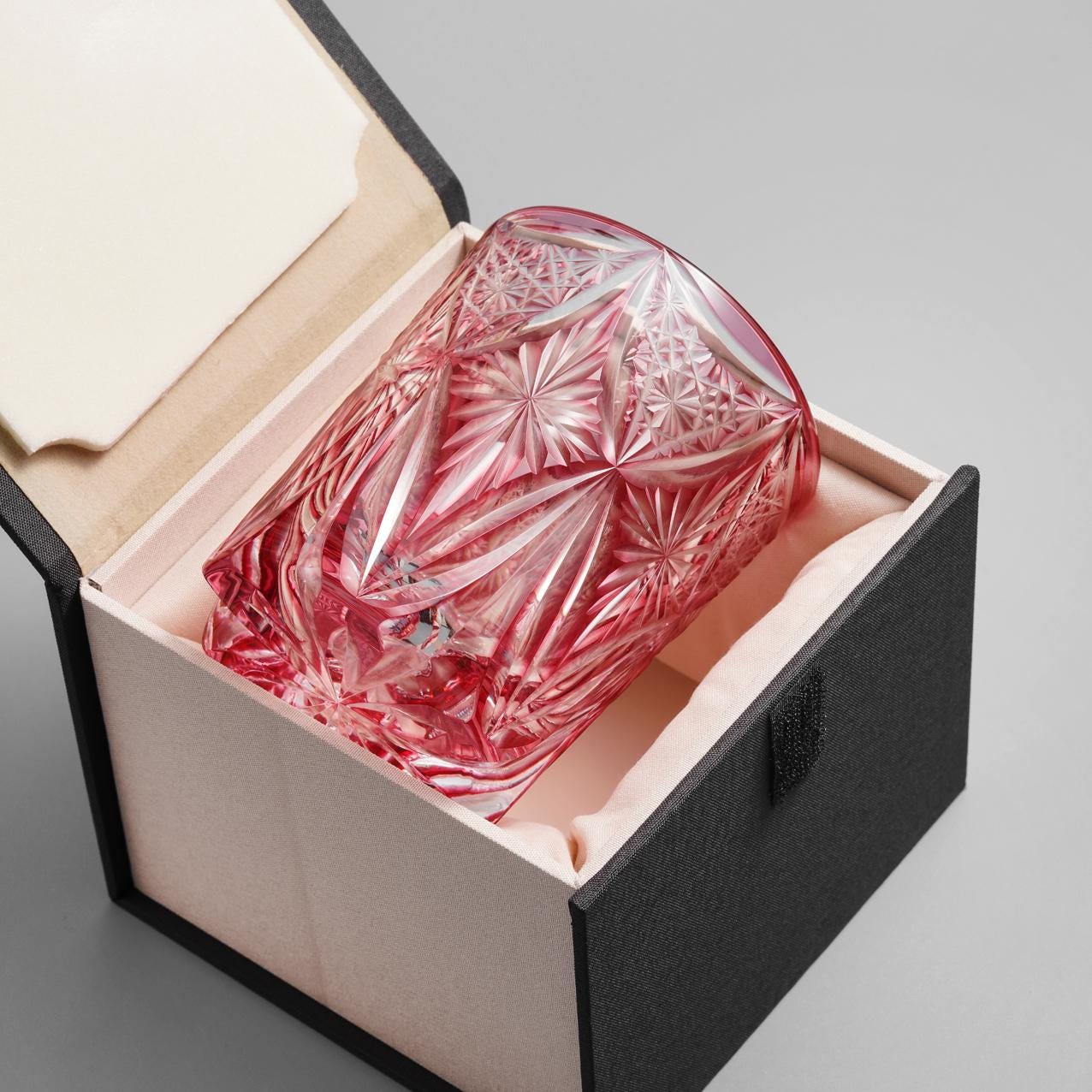 Vitraelle Hand Cut Old Fashioned Whiskey Glass – product image 3