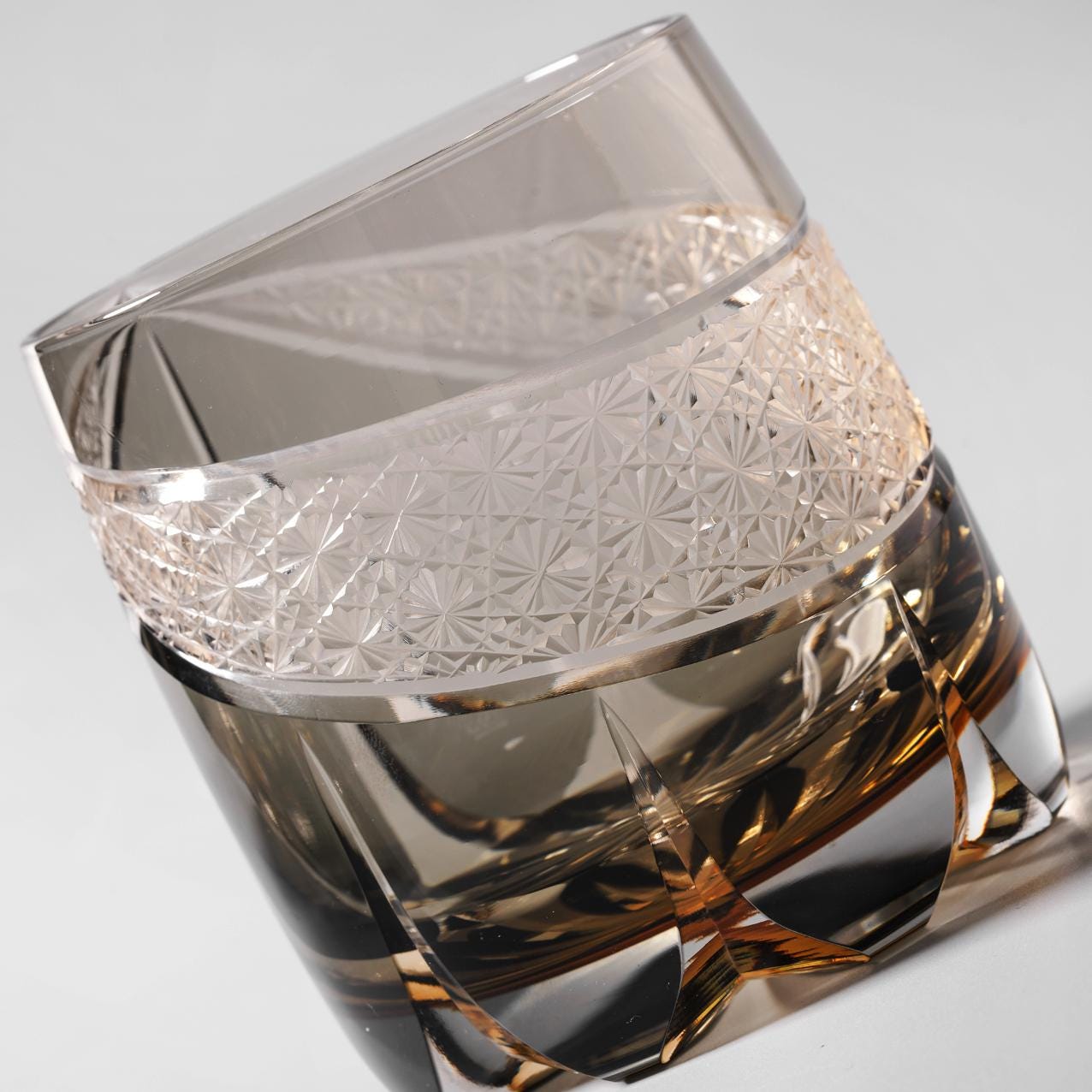 Vitraelle Hand Cut Moonlight Crystal Whisky Glass – product image 4