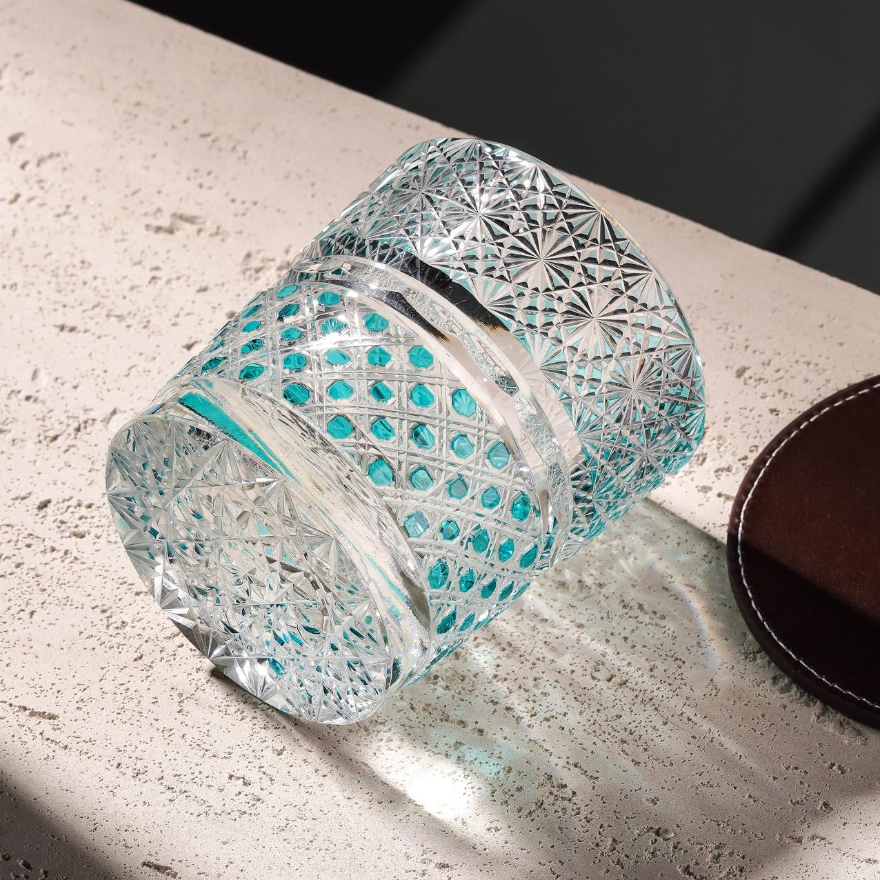 Vitraelle Hand-Carved Sparkling Whiskey Glass – product image 1