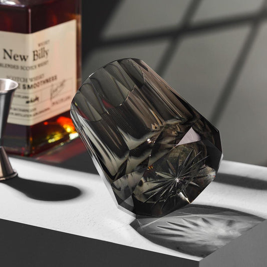lovecove Elegant Diamond-Cut Crystal Whiskey Glass – product image 1