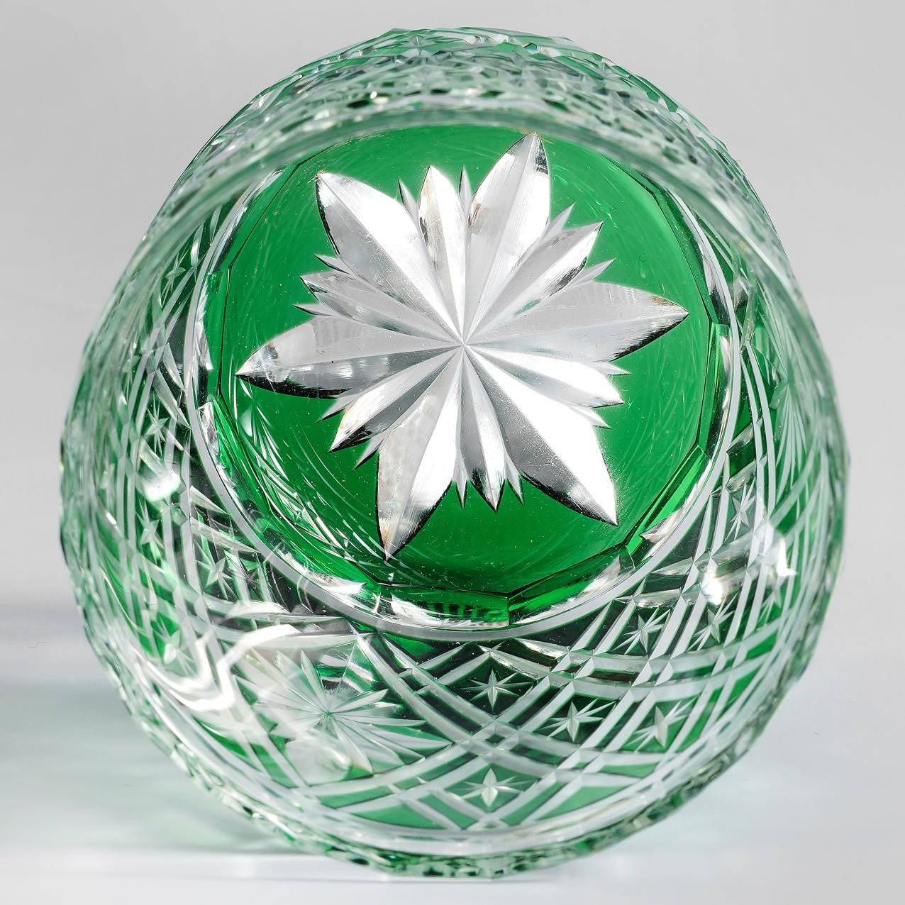 Vitraelle Diamond-Cut Green Rocks Glass – product image 7