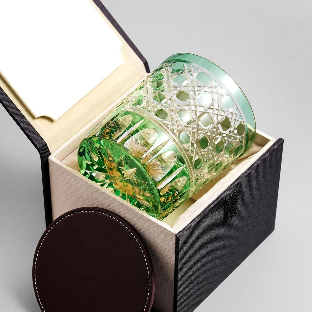 lovecove Hand-Cut Diamond Whiskey Tumbler – product image 3
