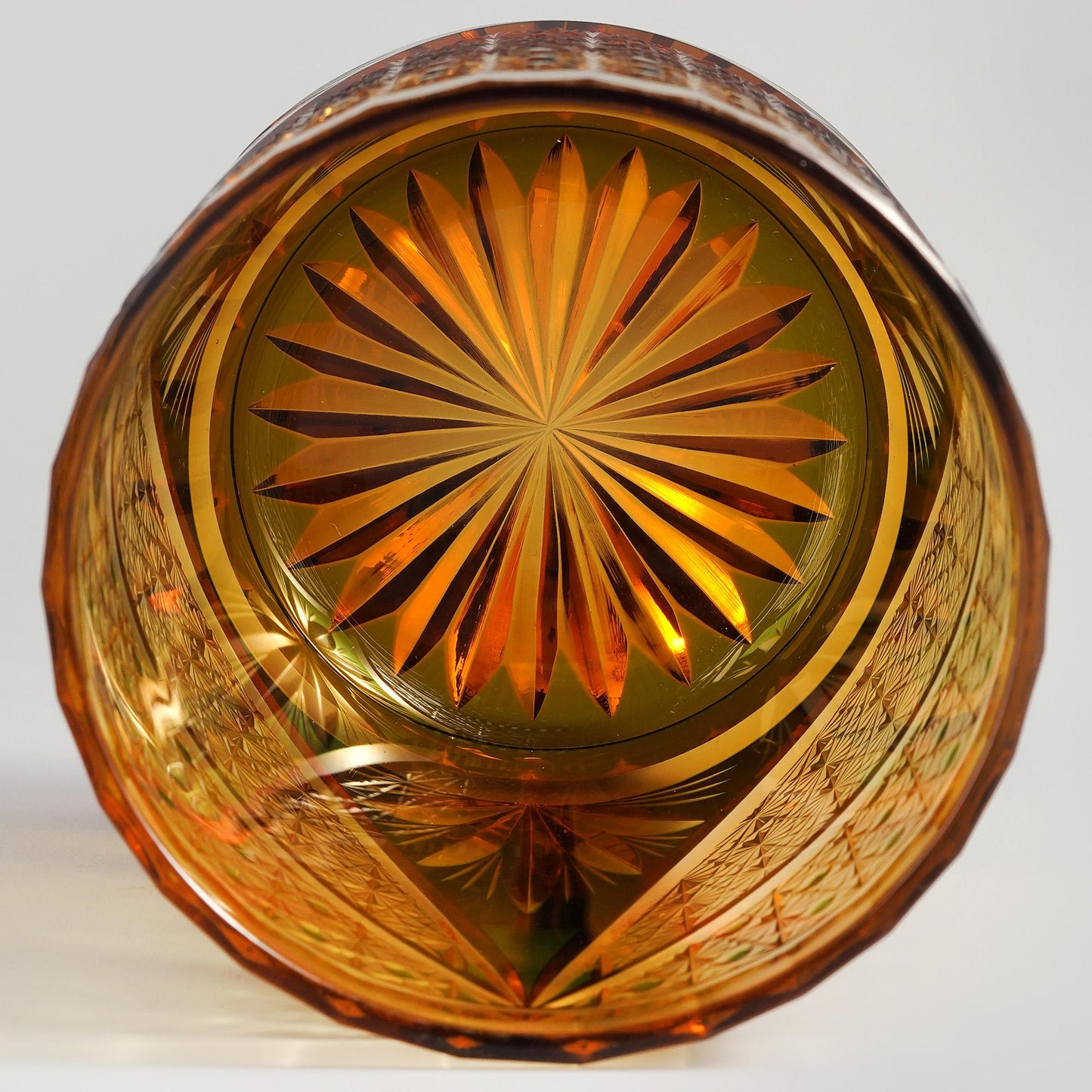 Vitraelle Hand-Cut Luxury Green Wave Whiskey Glass – product image 7