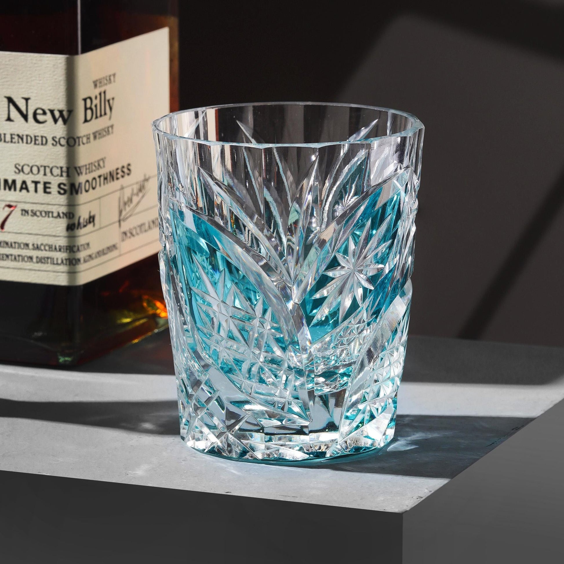 lovecove Green Leaf Crystal Whiskey Glass – product image 1
