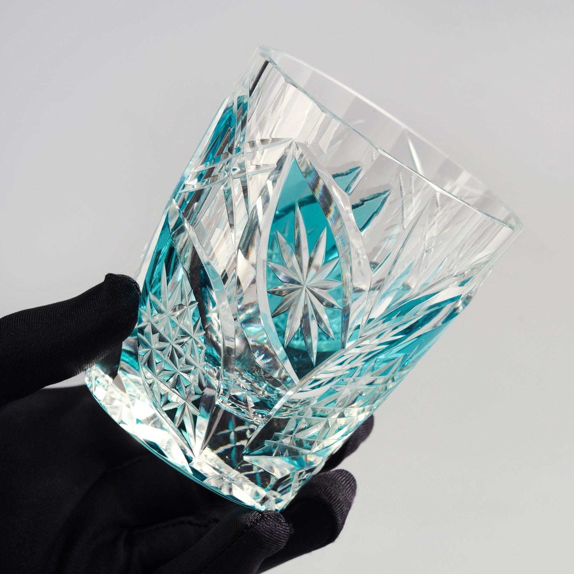 Vitraelle Hand-Cut Green Whiskey Glasses – product image 3