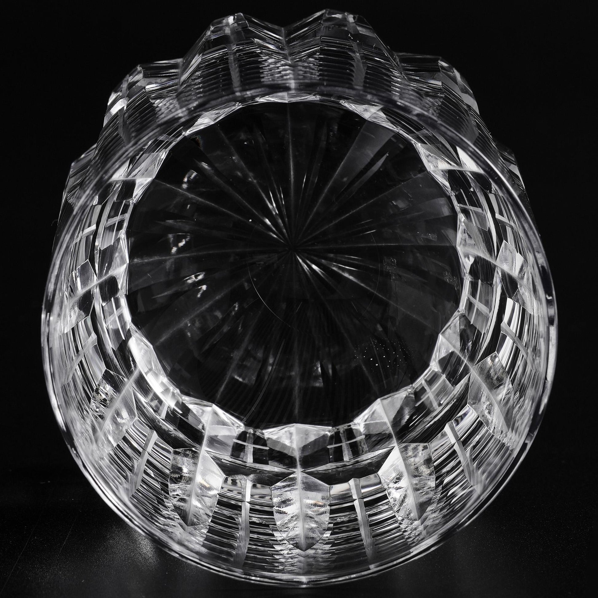 Vitraelle Hand-Engraved Luxury Crystal Whiskey Glass – product image 7