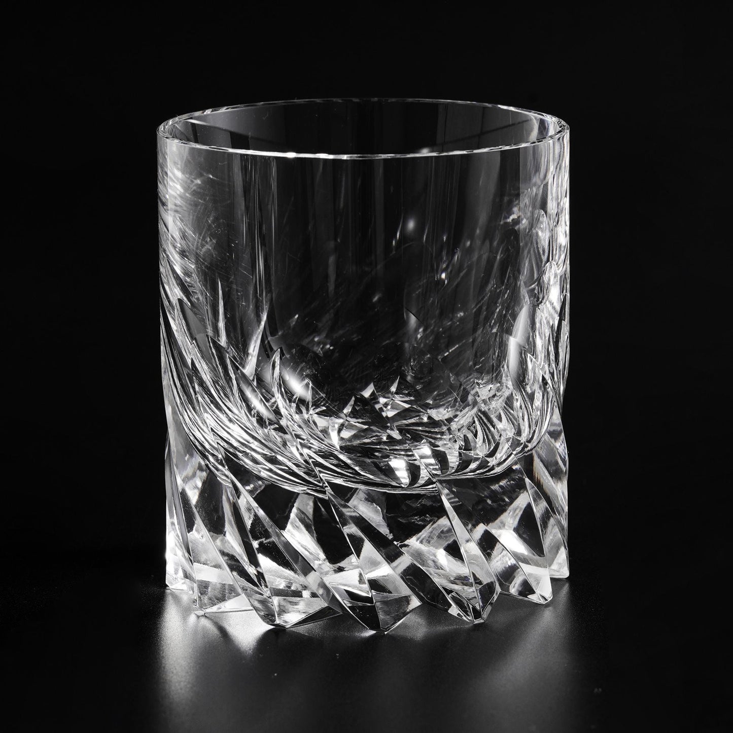 Vitraelle Crystal Cut Lead-free Heavy Whiskey Glass – product image 8
