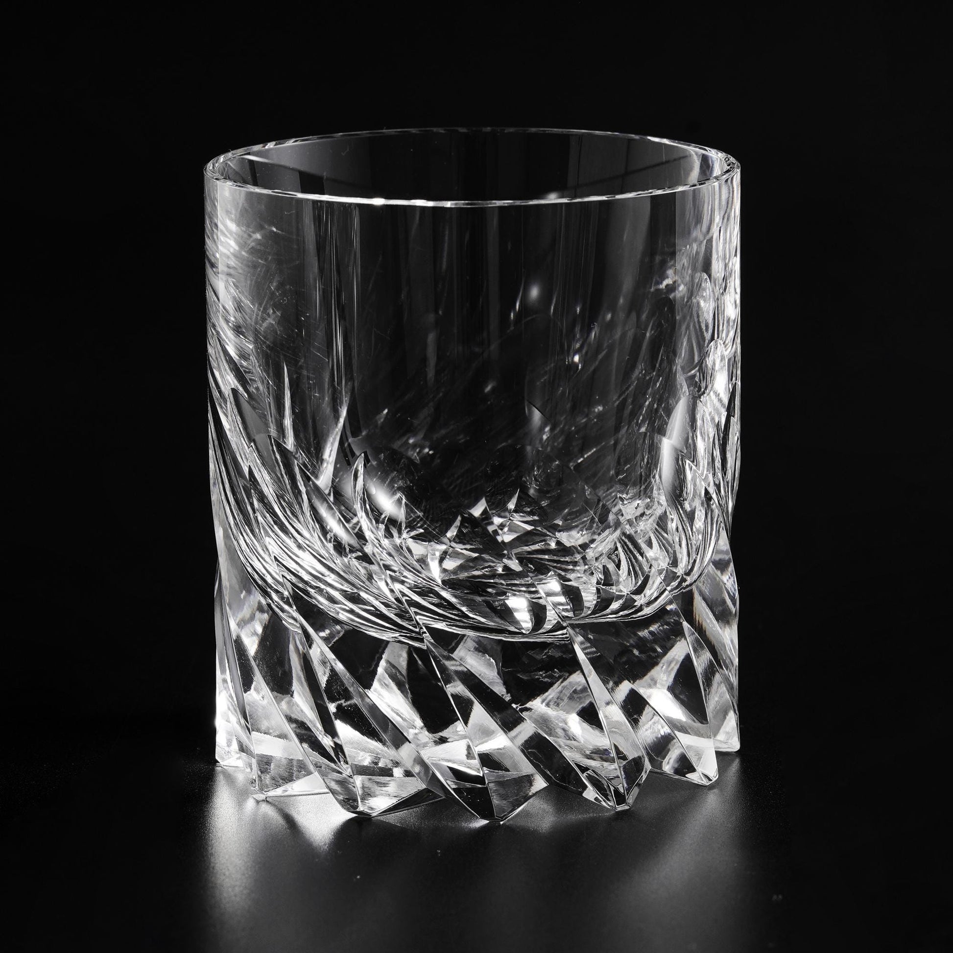 Vitraelle Crystal Cut Lead-free Heavy Whiskey Glass – product image 8