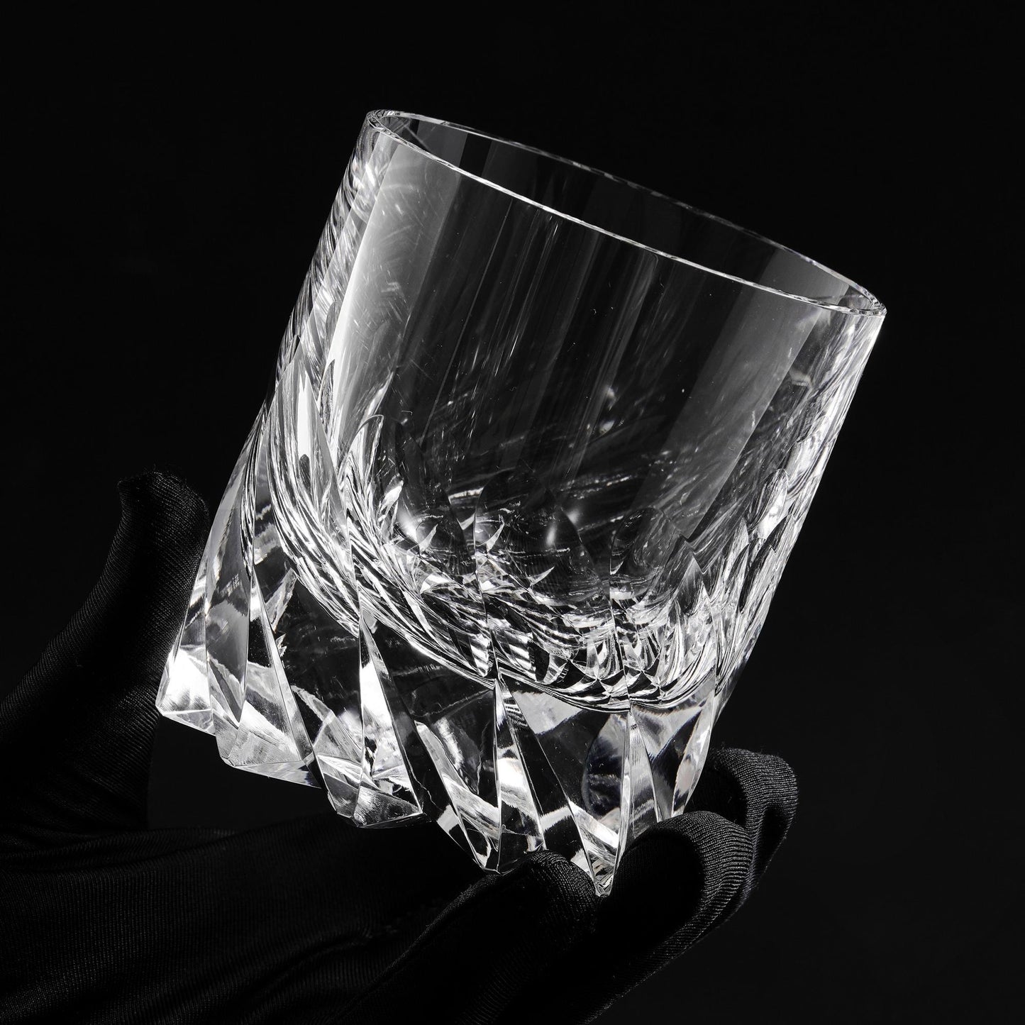 Vitraelle Crystal Cut Lead-free Heavy Whiskey Glass – product image 4