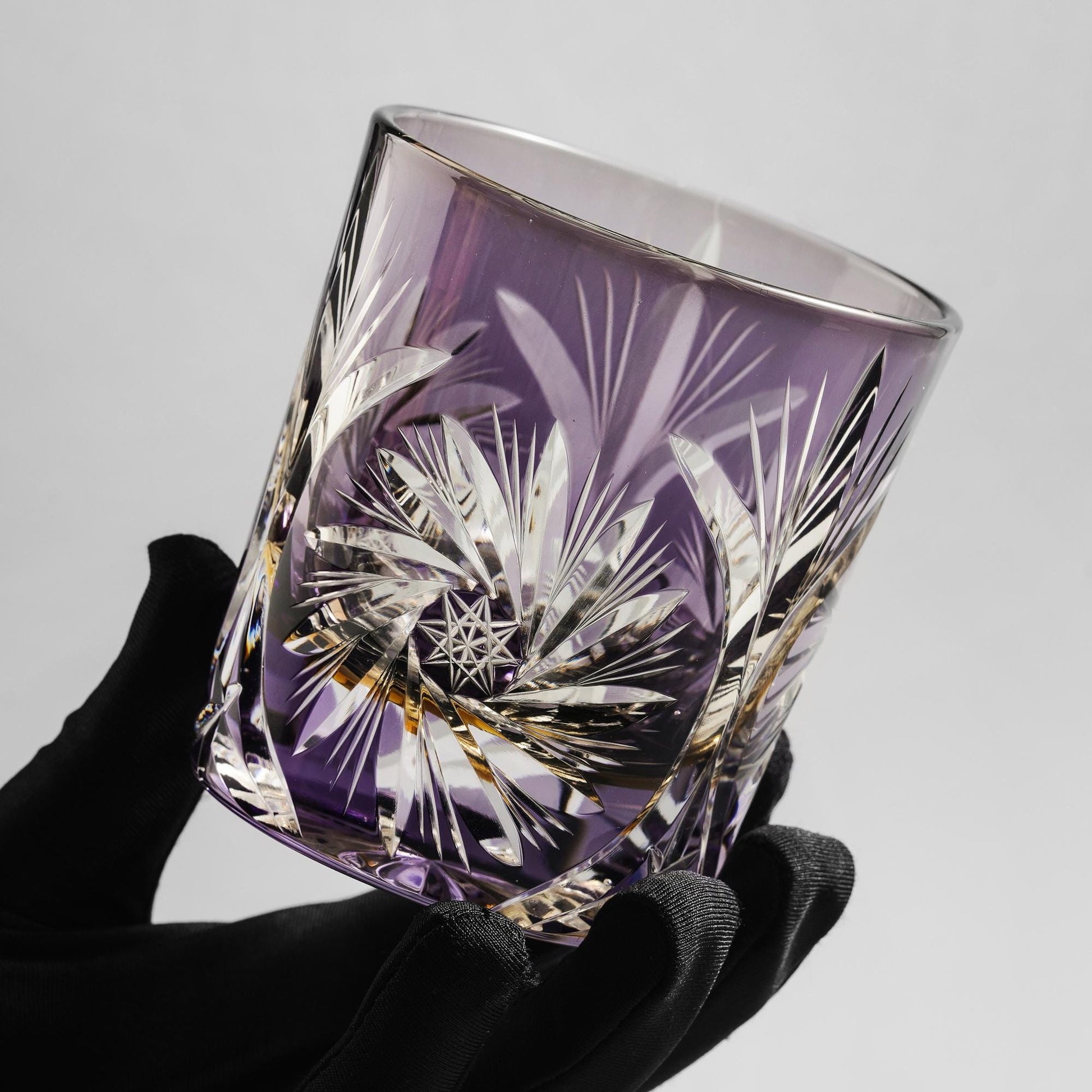 Vitraelle Crystal-Cut Luxury Purple Whiskey Glass – product image 3