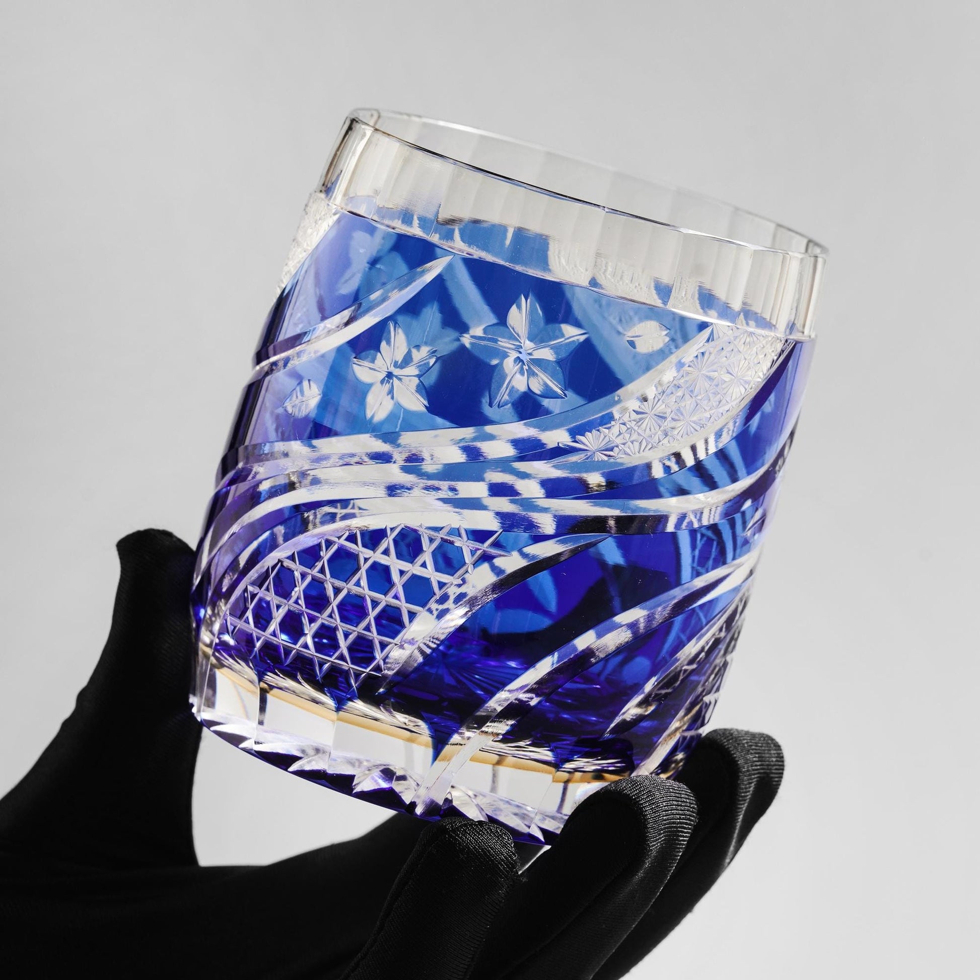 Vitraelle Crystal-Cut Vintage Blue Wave Whisky Glass – product image 4