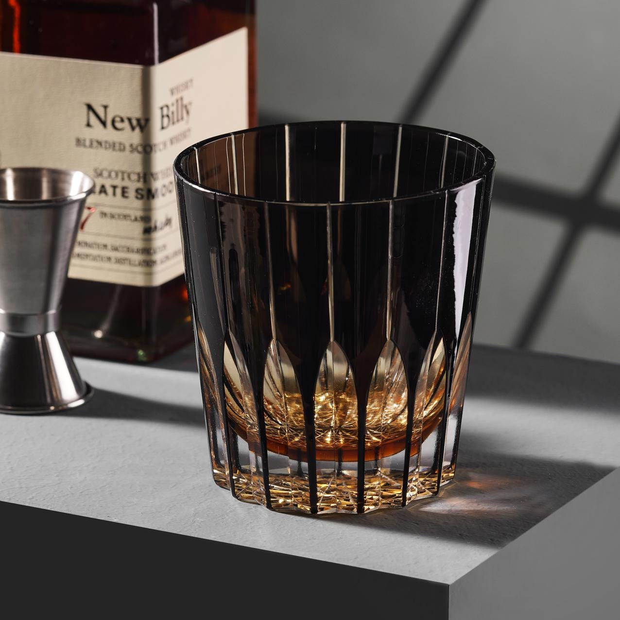 Vitraelle Kiriko Black Starlight Whiskey Glass image 3