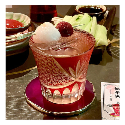 Magnolia Bloom — 红