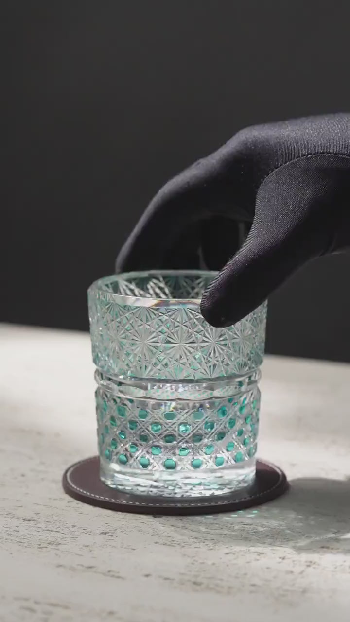 Vitraelle Hand-Carved Sparkling Whiskey Glass video 1