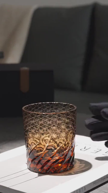 Vitraelle Hand-Craved Crystal Whiskey Glass video 1