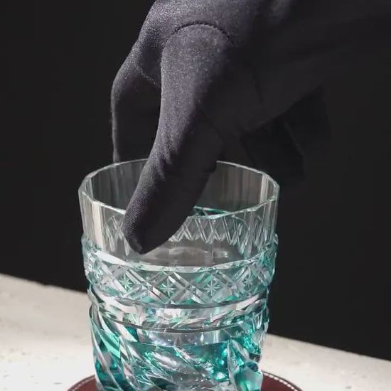 Vitraelle Hand-Carved Satsuma Kiriko Flame-Like Whiskey Glass video 1