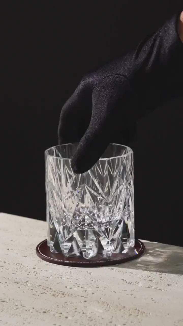 Vitraelle Hand-Carved Luxury Whiskey Glass video 1